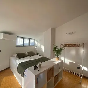 Charming Next To Fiera With Terrace And Parking Apartment Pero